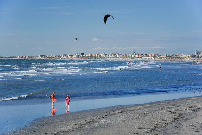 Sottomarina Beach Apartment Chioggia Extérieur photo