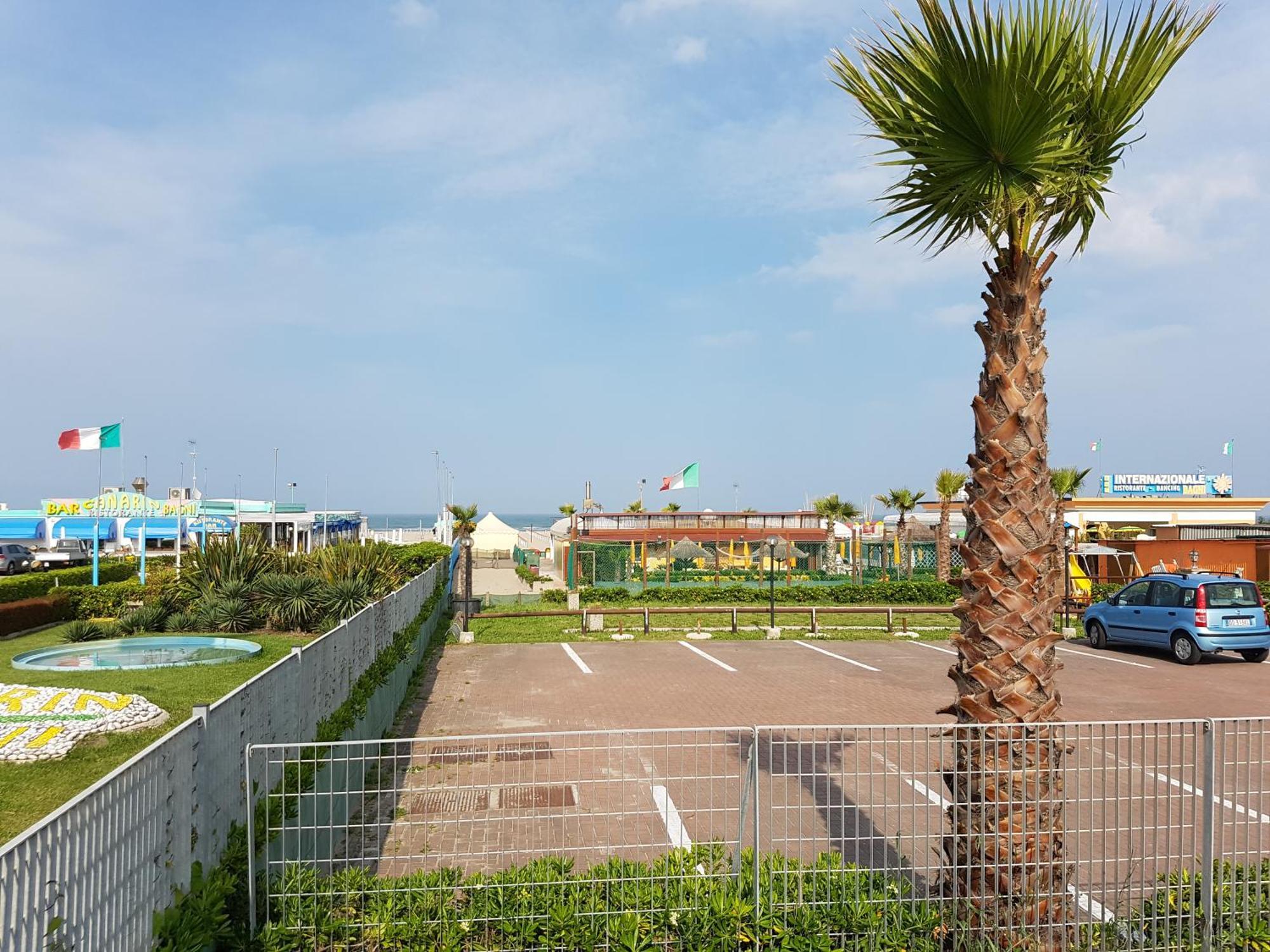 Sottomarina Beach Apartment Chioggia Extérieur photo